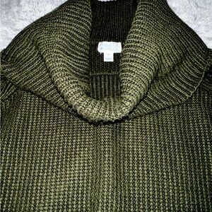 Market & Spruce cowl neck sweater - beautiful forest green.